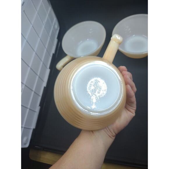 Vintage Fire King Bee Hive Handled Peach Luster Soup Bowl Oven Ware Set Of 3 - Picture 8 of 13